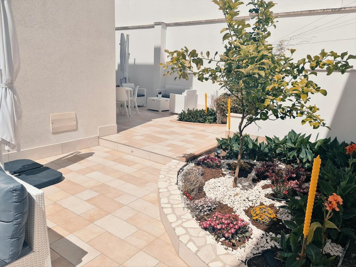 Kalinifta Rooms Apartment Torre Lapillo Eksteriør bilde