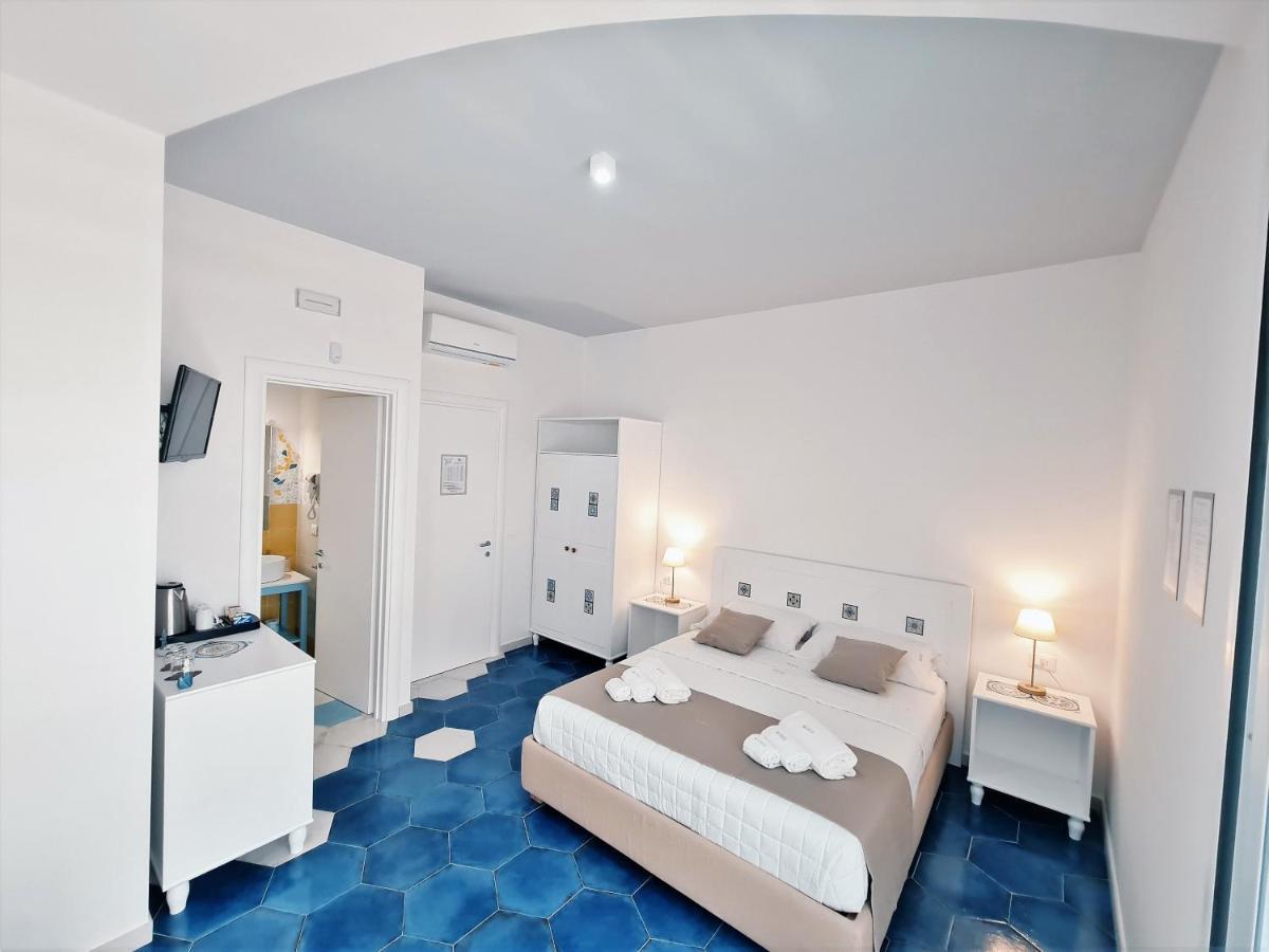 Kalinifta Rooms Apartment Torre Lapillo Eksteriør bilde
